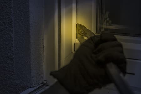 como evitar robos en casa como evitar robos en casa